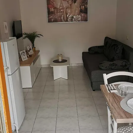 One Bedroom With Balcony And Sea View דירה פאז'אנה