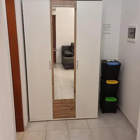 One Bedroom With Balcony And Sea View פאז'אנה